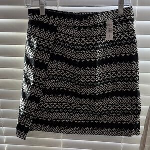 LOFT Monochrome Geometric Mini Skirt